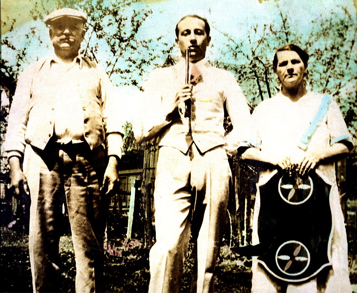 1935_johan__justina__pete.jpg